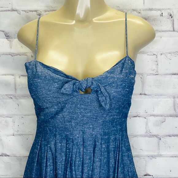 Madewell Chambray Tie-Front Cutout Cami Dress size 0 - Picture 4 of 9
